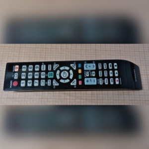 Пульт дистанционного управления с подсветкой для телевизора Samsung UE40B6000V BN59-00859A