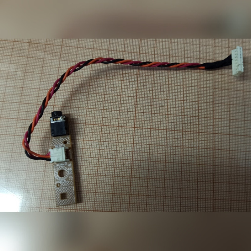 Разъём наушников для монитора Benq G2420HD 4H.0BJ06.A00